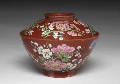 图片[3]-Yixing lidded bowl with four-seasons flower decoration in painted enamels, Qing dynasty, Kangxi reign (1662-1722)-China Archive